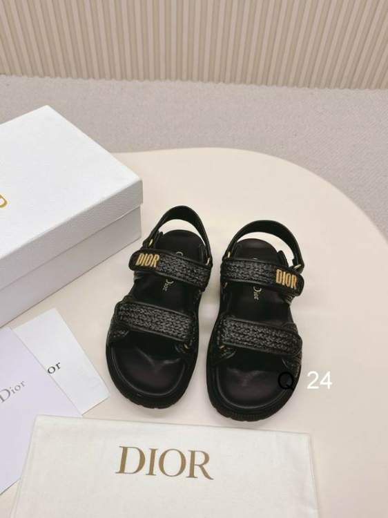 Picture of Dior Shoes _SKUDiorsz35-40RW04083316